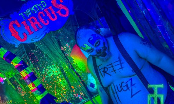 7148FDF6-B583-4121-9F37-8452815E32CE